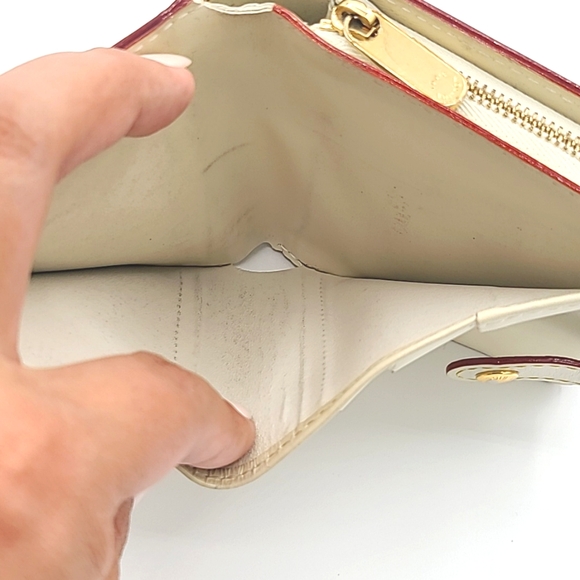 Louis Vuitton - Suhali Leather compact zip wallet - Picture 10 of 16